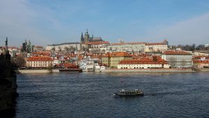 Средняя цена на квартиры в Праге растет